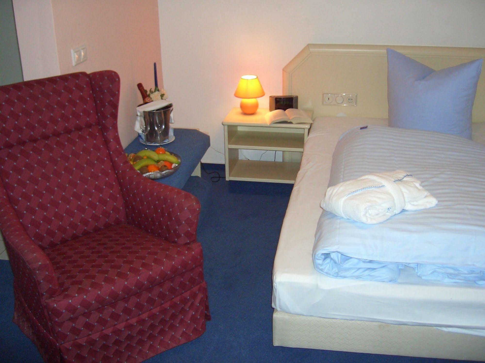 Hotel Belvedere Rostock Exterior foto