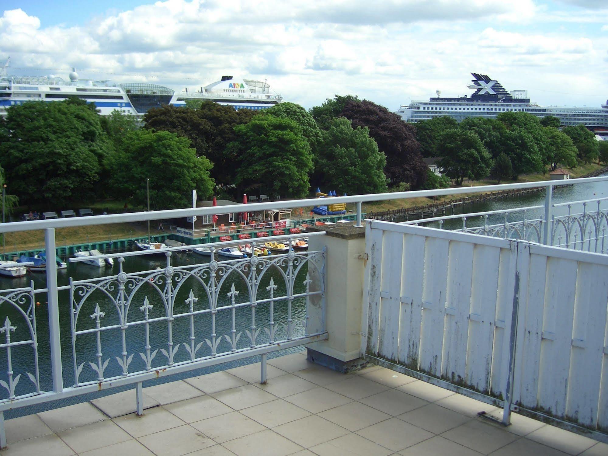 Hotel Belvedere Rostock Exterior foto